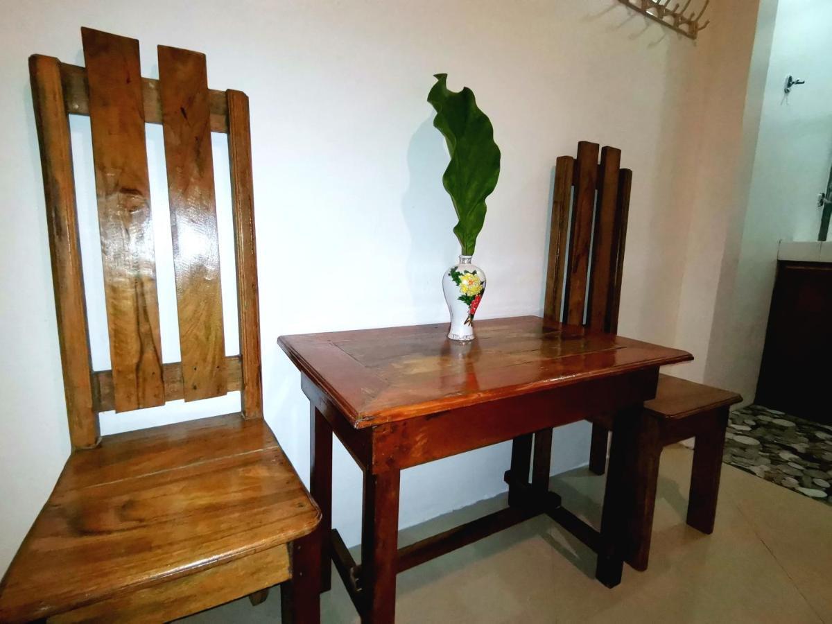 LADY GHAGHA ROOM RENTALs San Vicente  Exterior foto